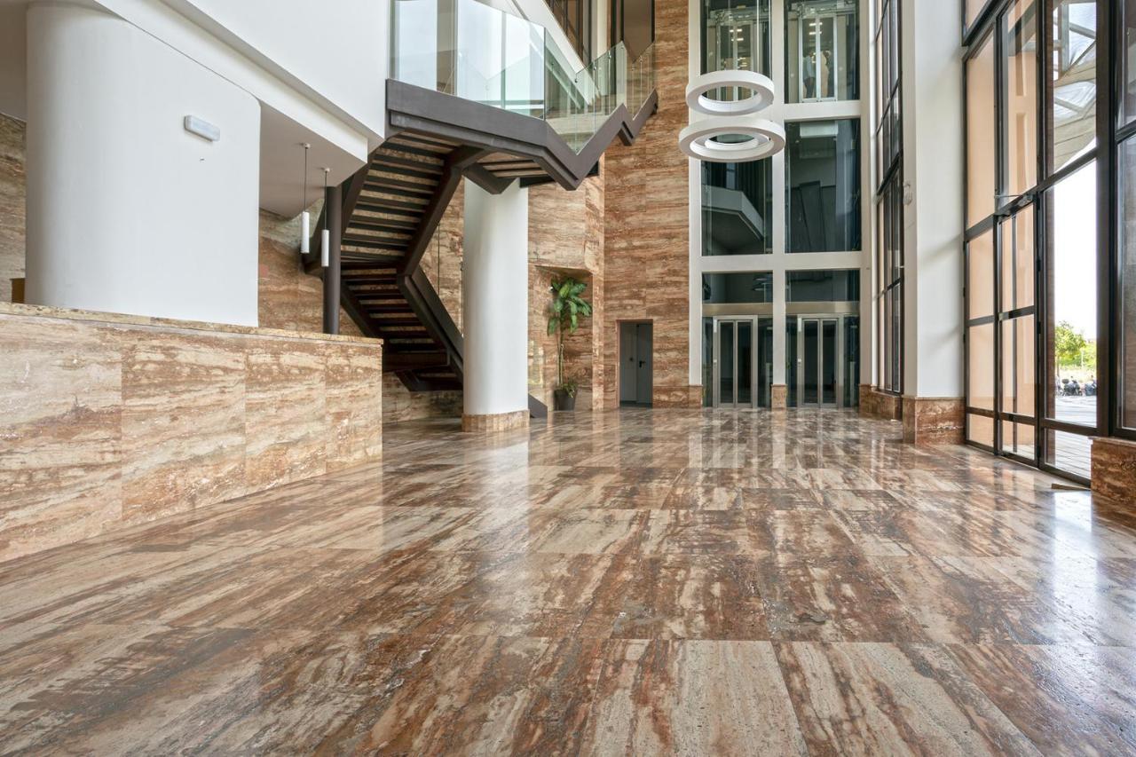-Malagasunapts-Skygarden Teatinos Pool Playground Екстериор снимка
