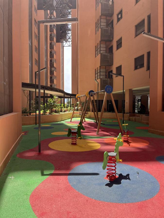 -Malagasunapts-Skygarden Teatinos Pool Playground Екстериор снимка