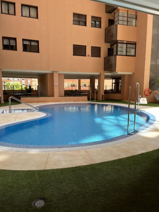 -Malagasunapts-Skygarden Teatinos Pool Playground Екстериор снимка